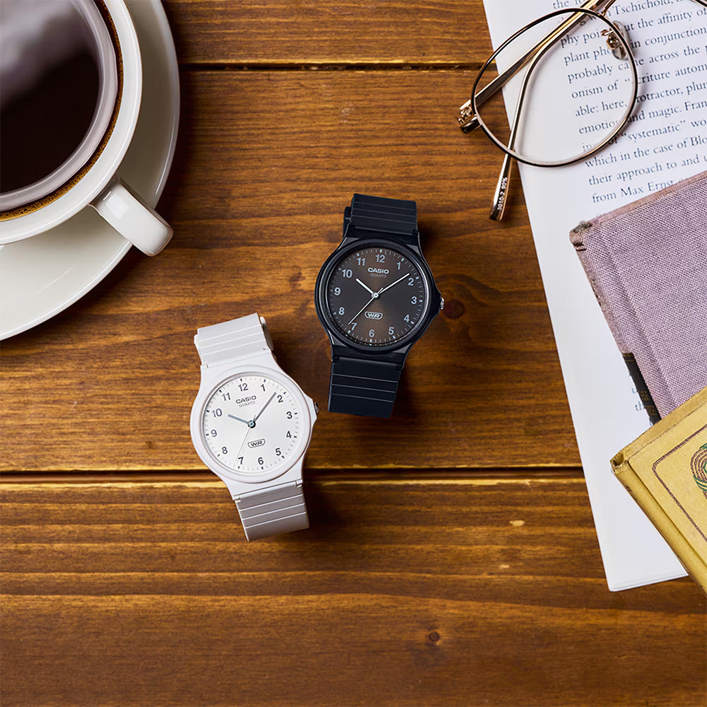 Casio Standard Analogue Wrist Watch, MQ-24B