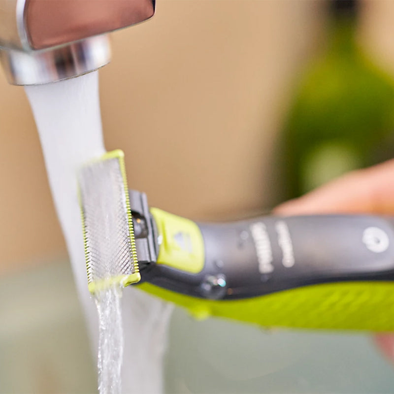 Philips OneBlade Rechargeable Razor With 3 Stubble Combs