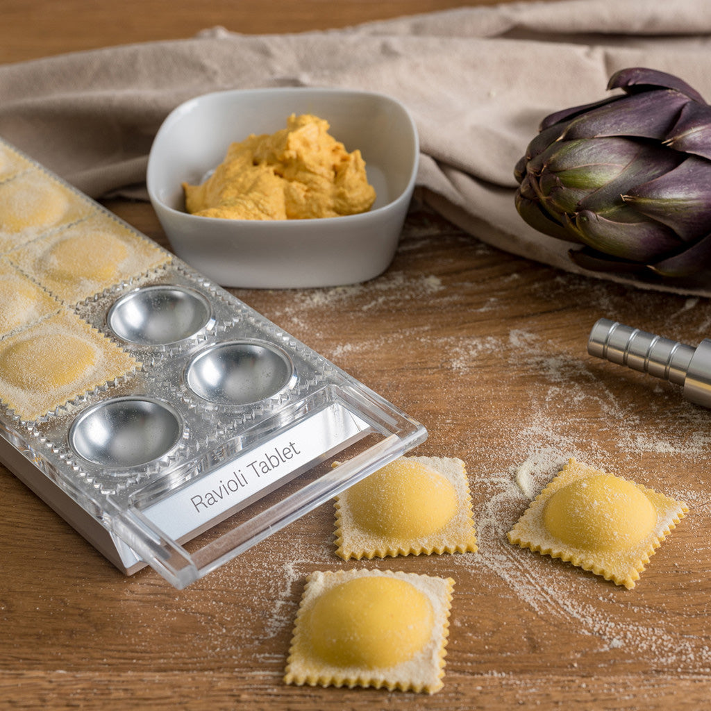 Marcato Ravioli Tablet and Rolling pin
