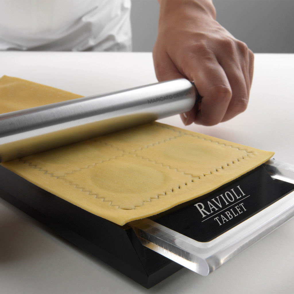 Marcato Ravioli Tablet and Rolling pin