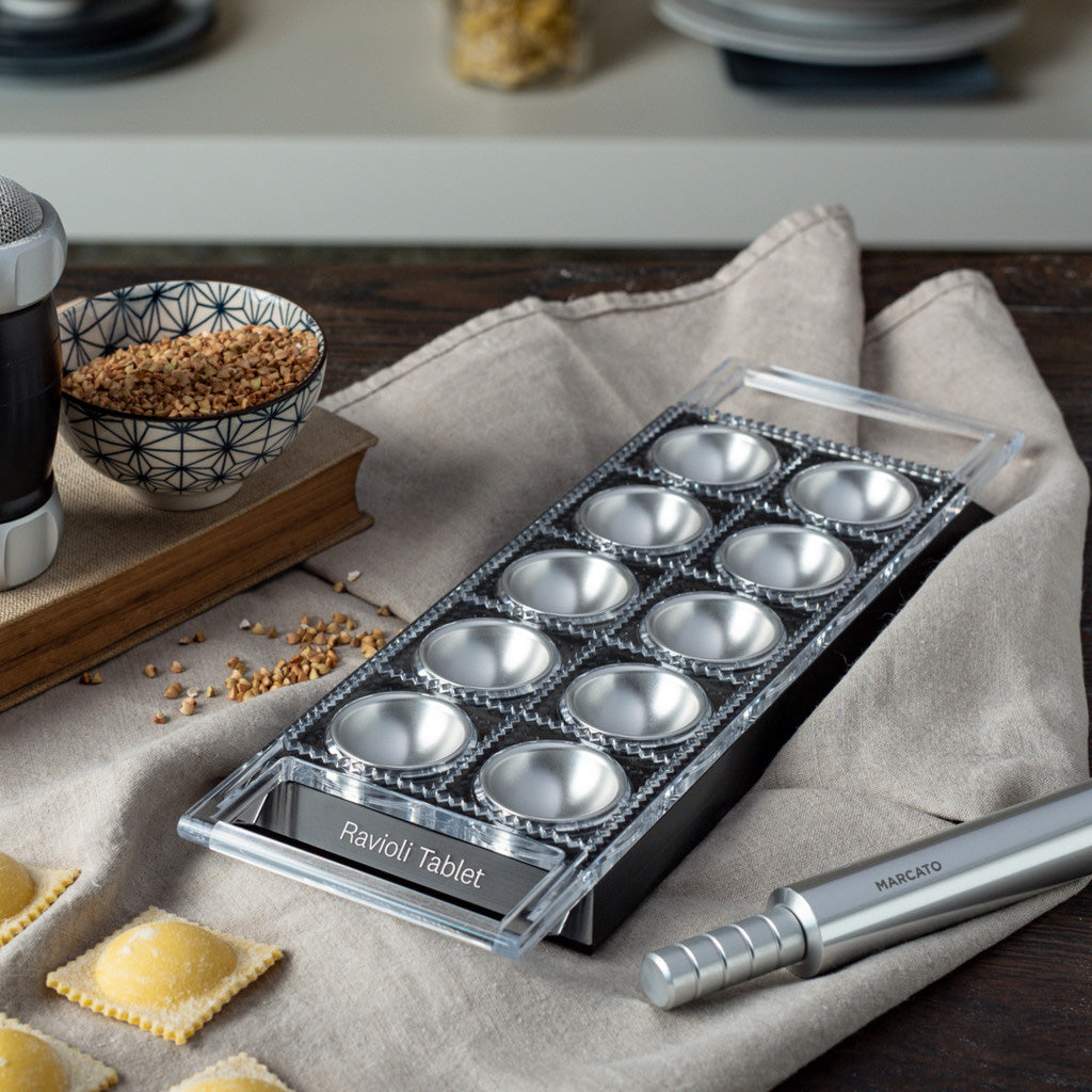 Marcato Ravioli Tablet and Rolling pin