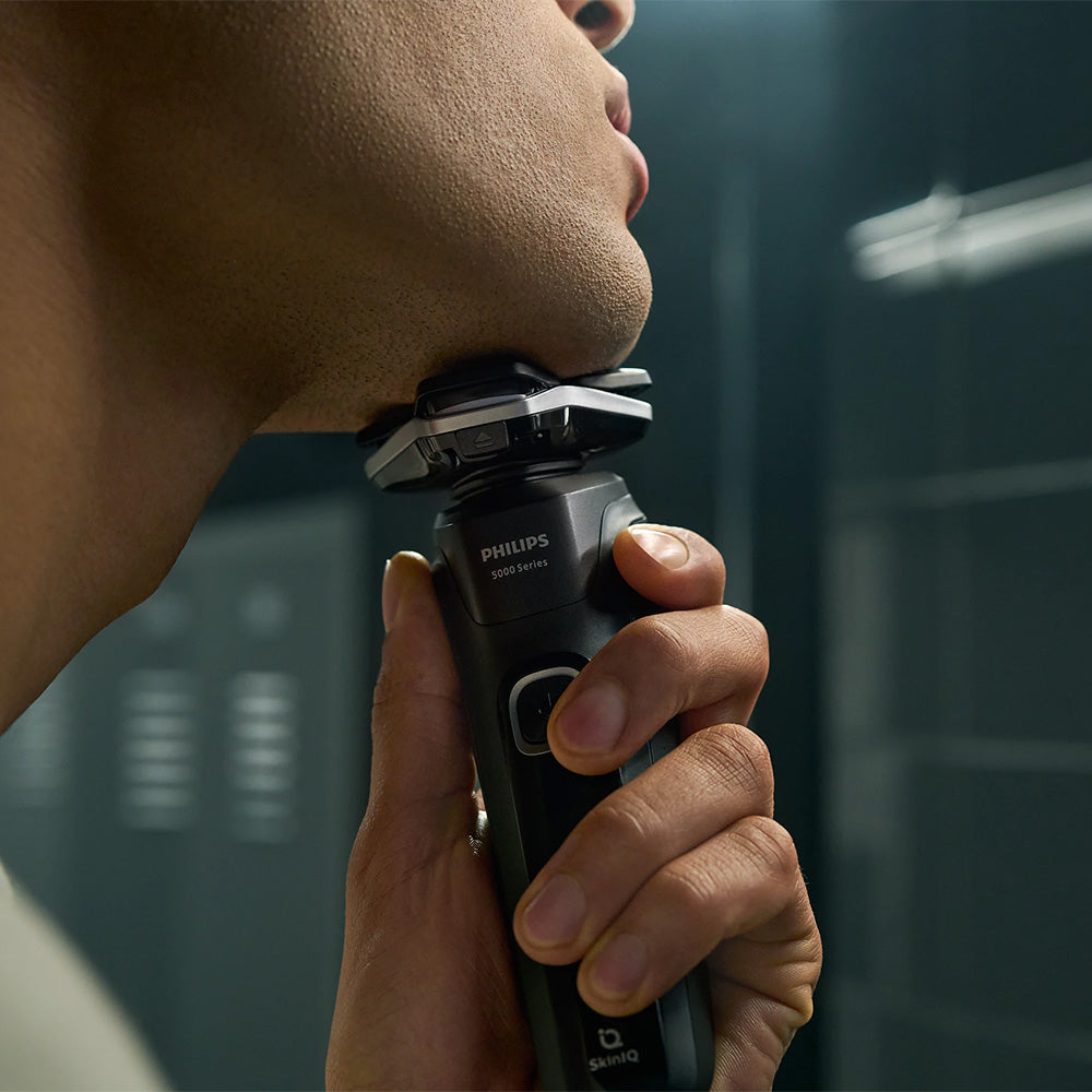 Philips Series 5000 Wet & Dry Cordless Electric Shaver
