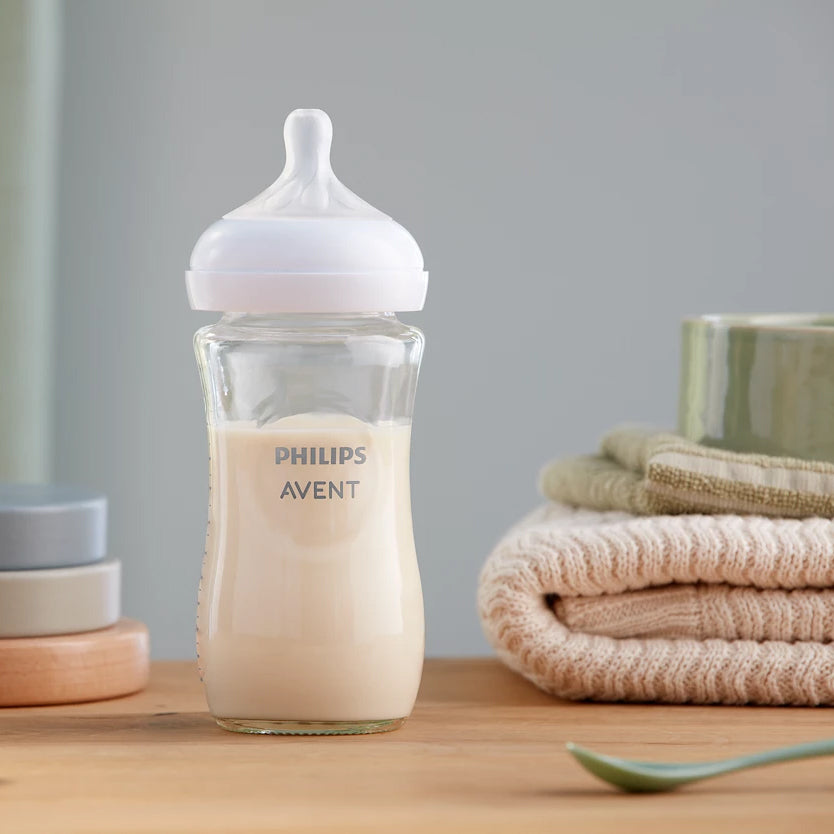 Avent Natural Response 4pc Glass Newborn Gift Set