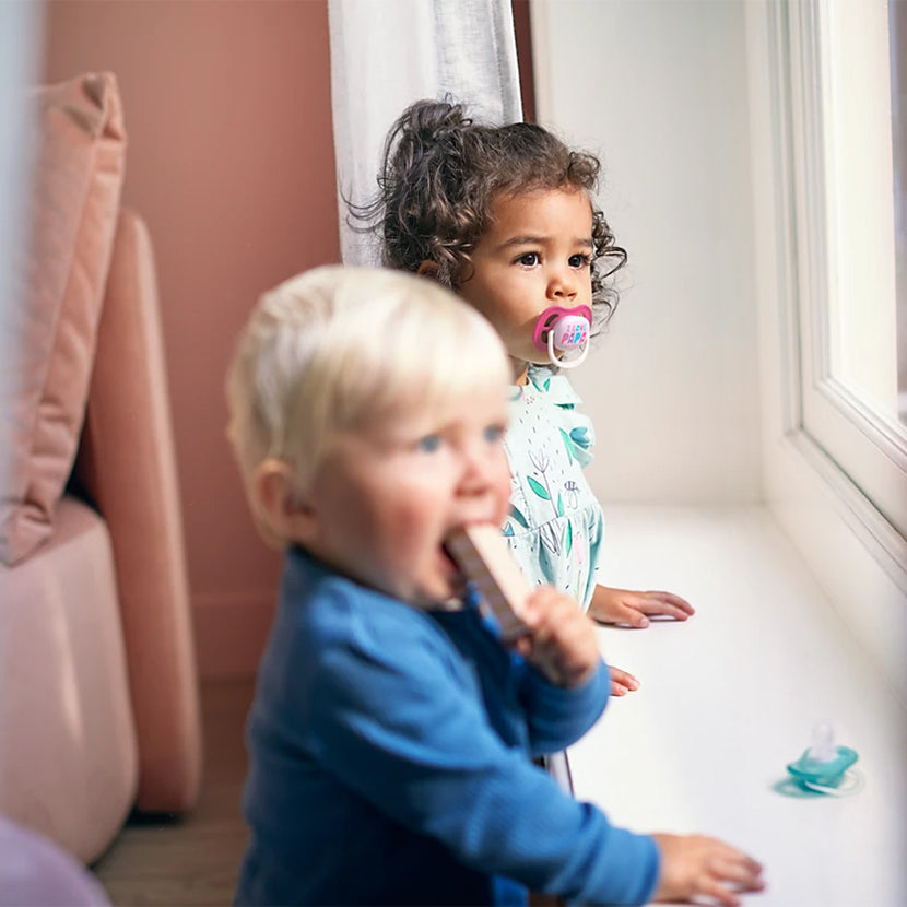 Avent Set Of 2 Ultra Air Pacifiers, I Love Papa & Balloon (6-18m)