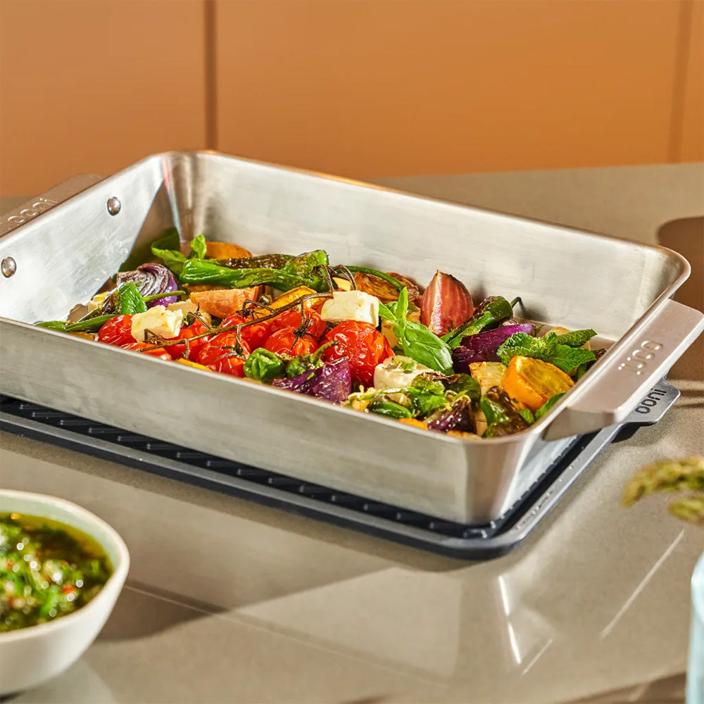 Ooni Stainless Steel Roasting Pan with Carving Board