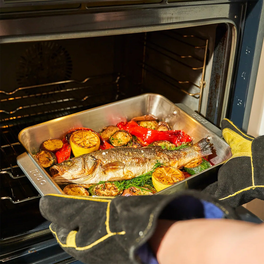 Ooni Stainless Steel Roasting Pan with Carving Board