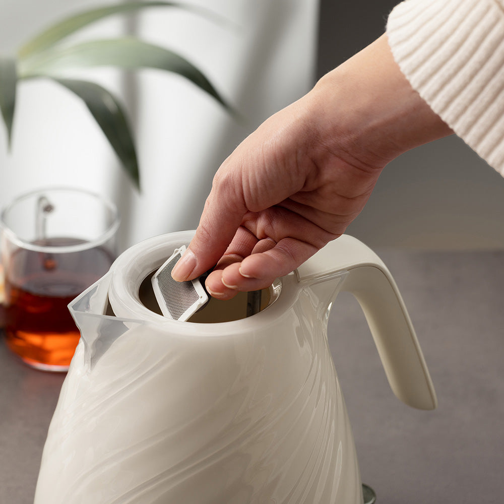 DeLonghi Ballerina Seta Cordless Kettle, 1.7L
