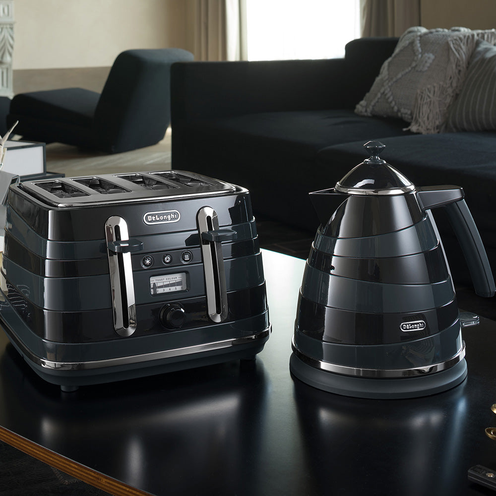 DeLonghi Avvolta Class 4 Slice Toaster