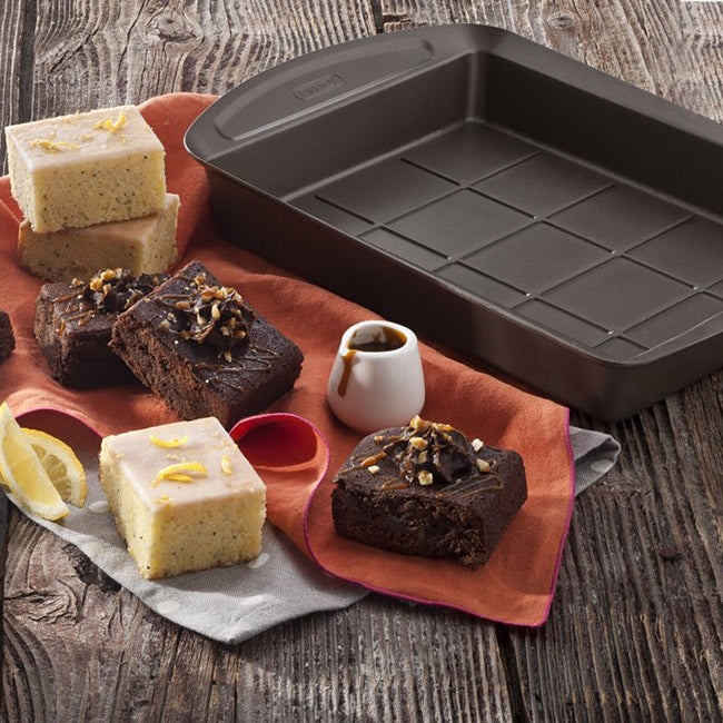 Pyrex Asimetria Brownie Pan