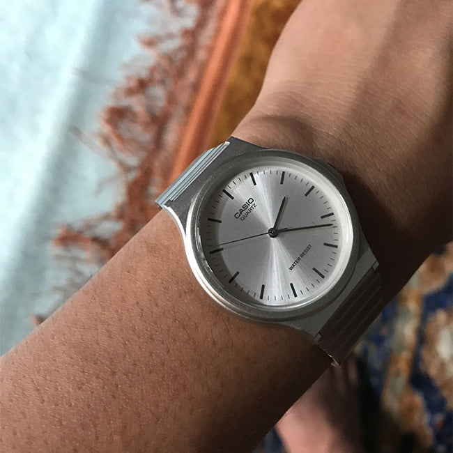 Casio Standard Analogue Wrist Watch, MQ-24D-7EDF