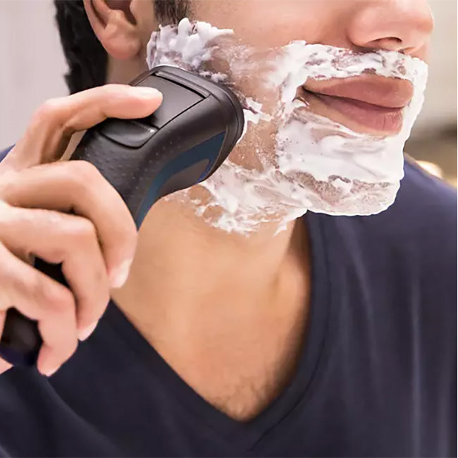 Philips Series 1000 Wet Or Dry Electric Shaver With Pop-Up Trimmer