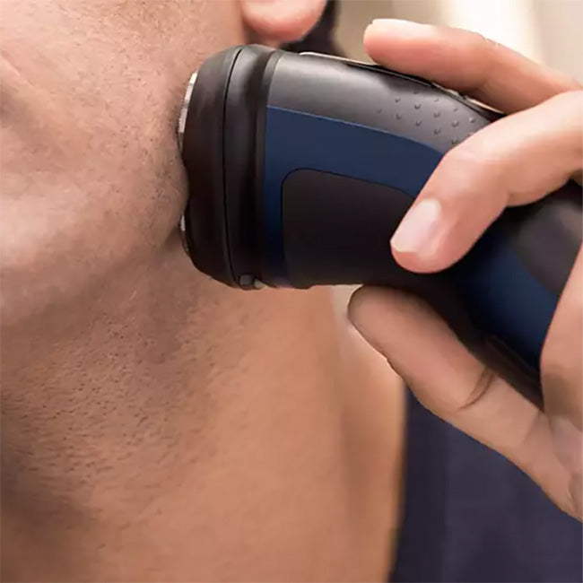 Philips Series 1000 Wet Or Dry Electric Shaver With Pop-Up Trimmer