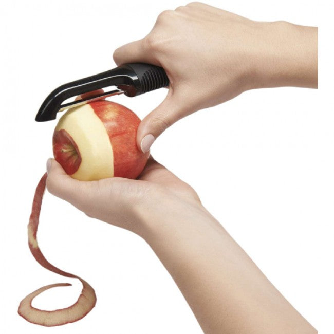 OXO Good Grips Swivel Peeler