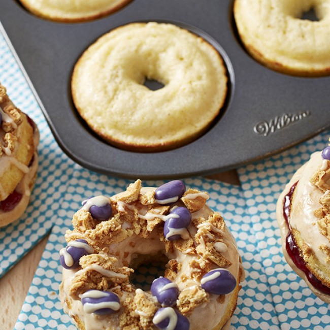 Wilton 6 Cavity Doughnut Pan