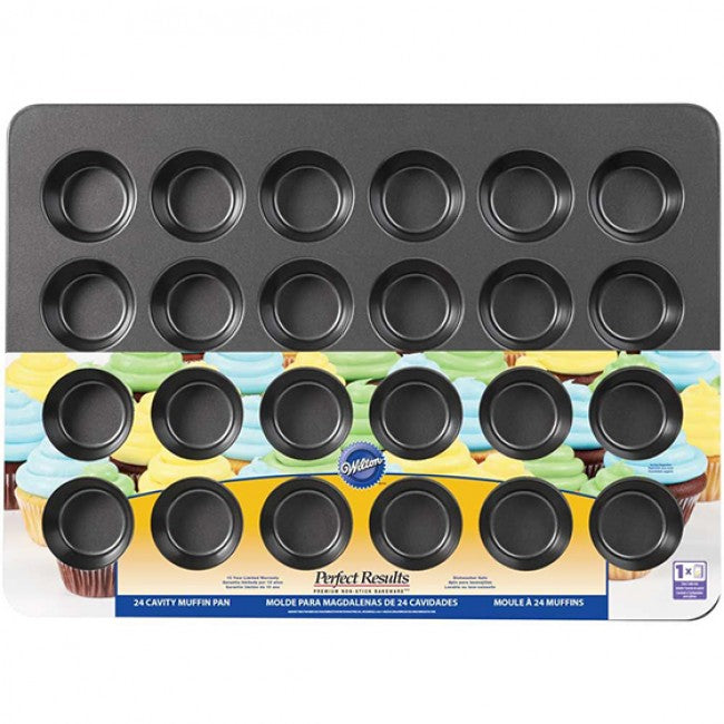 Wilton Perfect Results 24 Cup Mega Cup Muffin Pan