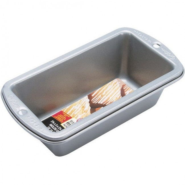 Wilton Recipe Right Non-Stick Mini Loaf Pan, 14cm